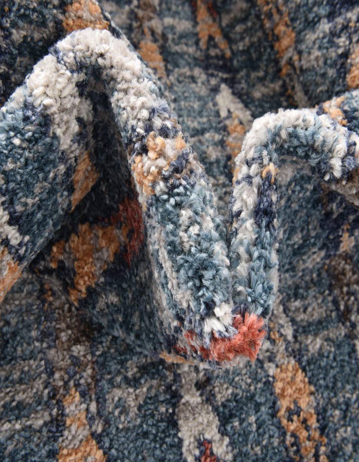 Detail image of 2' 7 x 13' Aramis Runner Rug