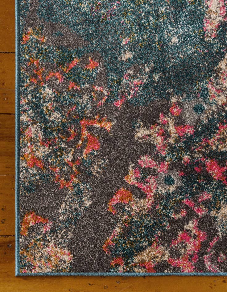 Detail image of 2' 7 x 10' Aria Runner Rug