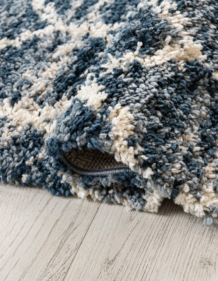 Detail image of 2' 2 x 6' Athena Shag Runner Rug