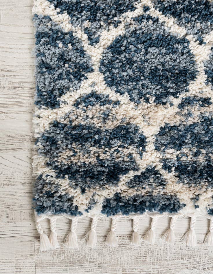 Detail image of 2' 2 x 6' Athena Shag Runner Rug