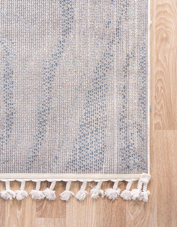 Detail image of 2' 7 x 8' 2 Athena Shag Runner Rug