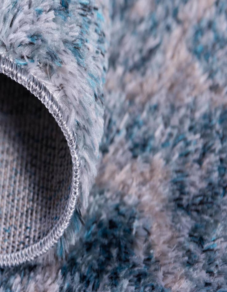 Detail image of 2' 4 x 6' Atlas Runner Rug