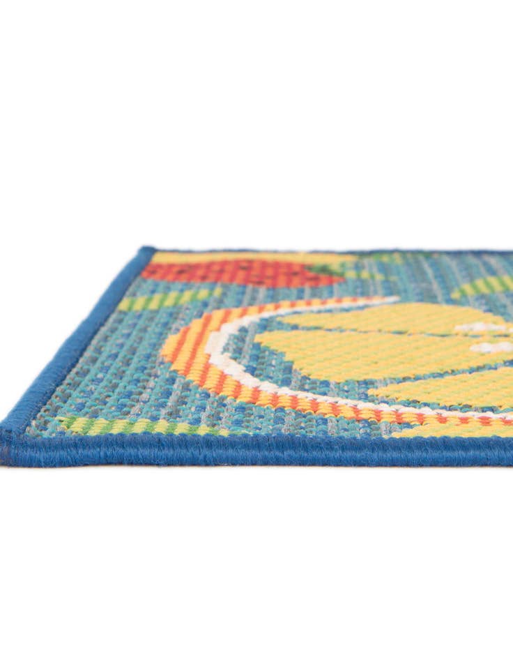Detail image of 2' x 8' Easy-Clean Baja Indoor / Outdoor Runner Rug