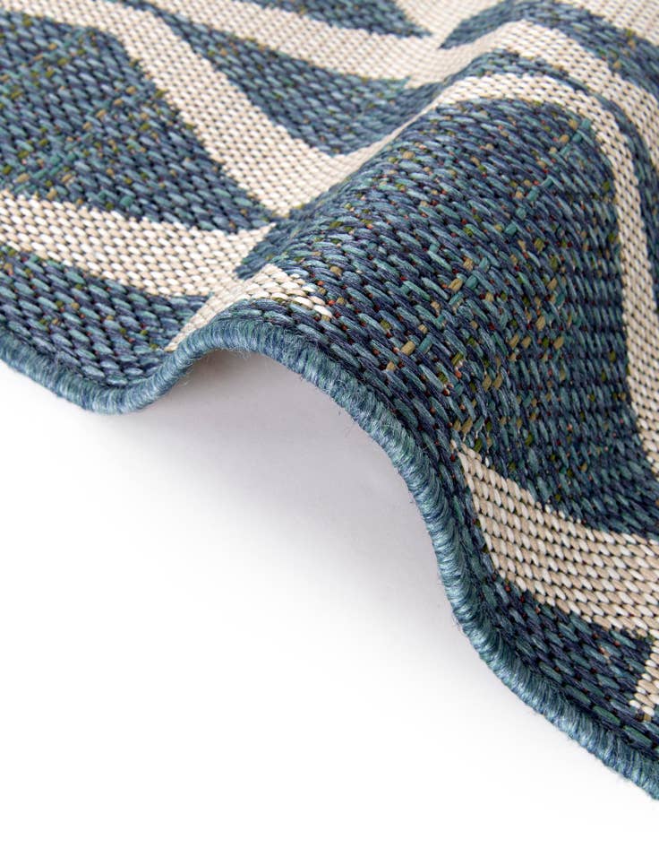 Detail image of 2' x 5' 1 Easy-Clean Baja Indoor / Outdoor Runner Rug
