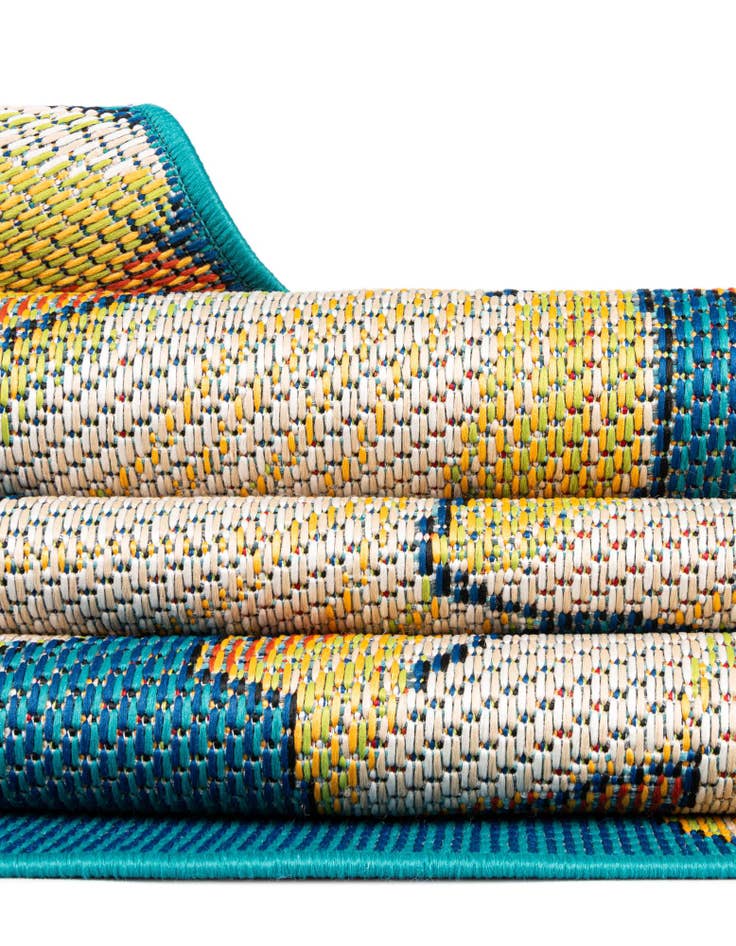 Detail image of 2' 7 x 10' Easy-Clean Baja Indoor / Outdoor Runner Rug