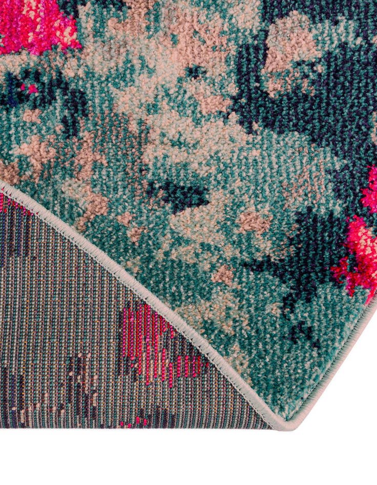 Detail image of 2' 7 x 10'  Washable Barcelona Runner Rug