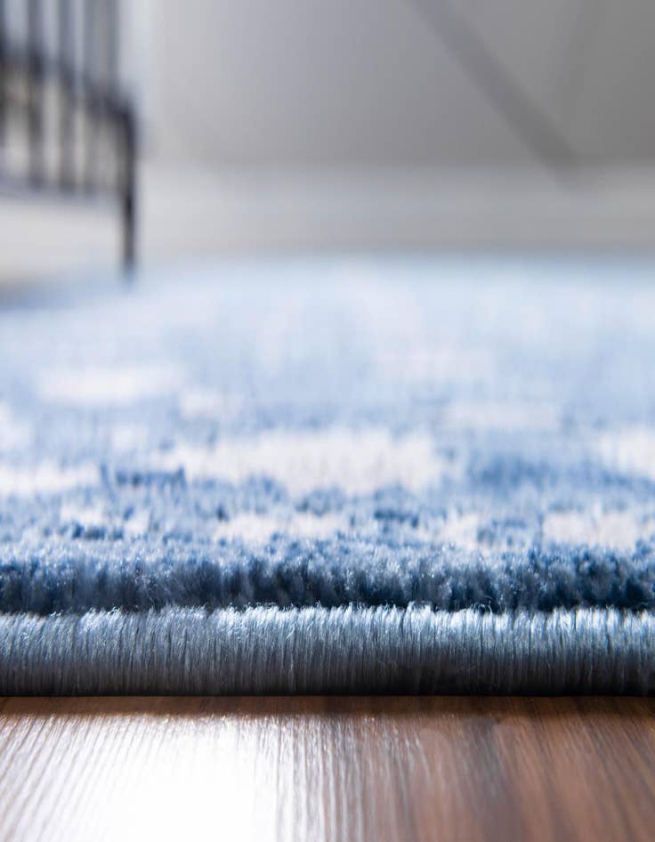 Detail image of 2' x 8' Boston Runner Rug