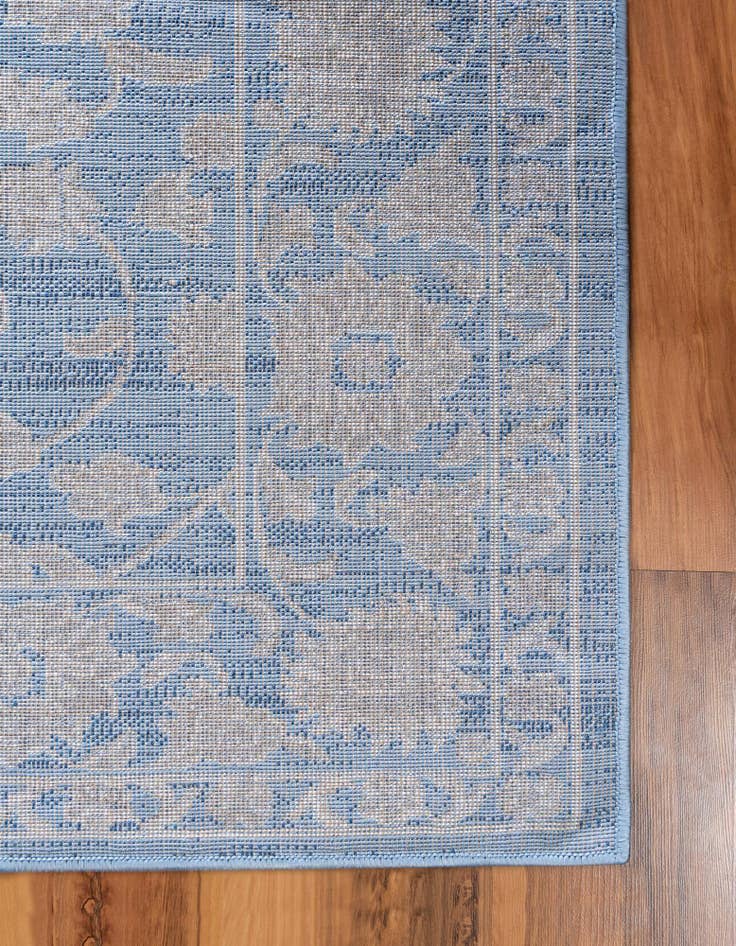 Detail image of 2' x 8' Boston Runner Rug