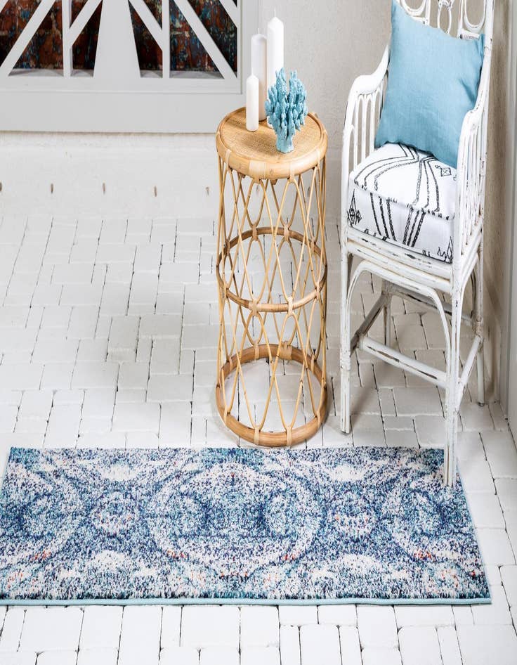 Detail image of 2' x 6' 9 Washable Carnevale Runner Rug