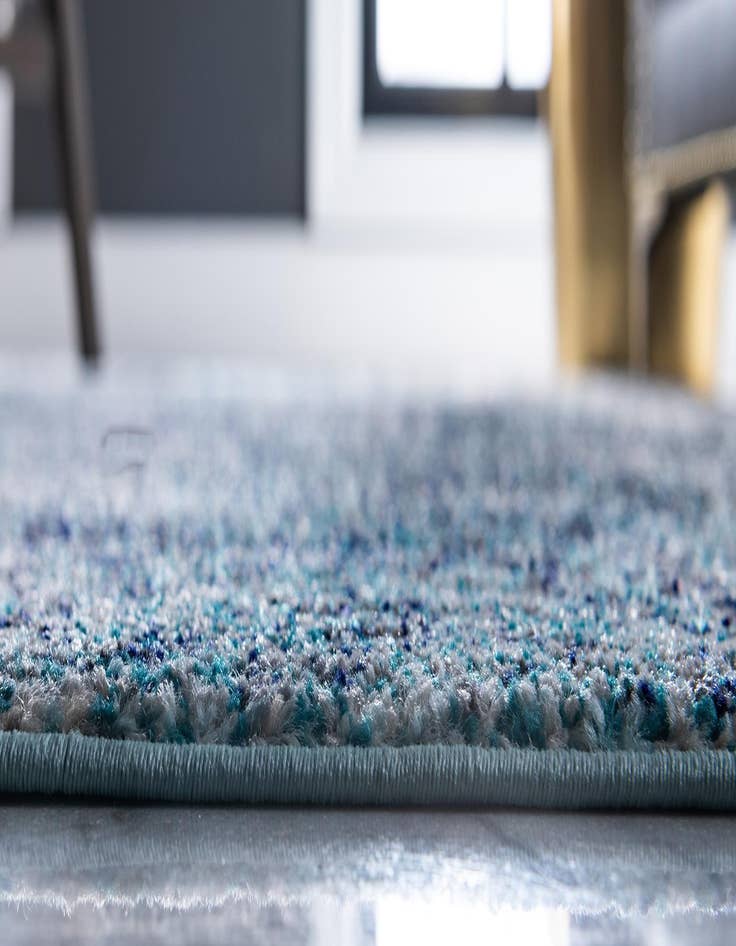 Detail image of 2' x 6' 9 Washable Carnevale Runner Rug