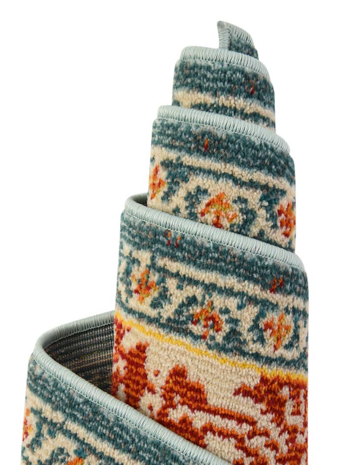 Detail image of 2' x 6' 9 Washable Carnevale Runner Rug