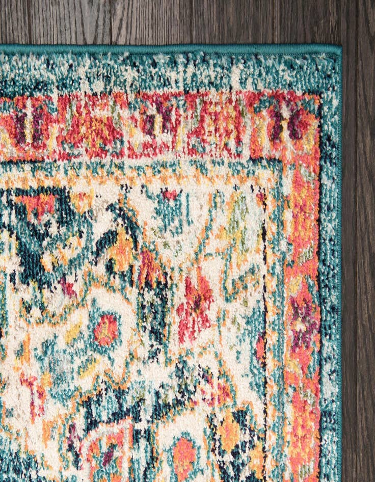 Detail image of 2' 7 x 12' Carrington Runner Rug