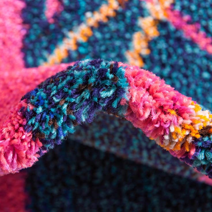 Detail image of 2' 7 x 10' Washable Casablanca Runner Rug