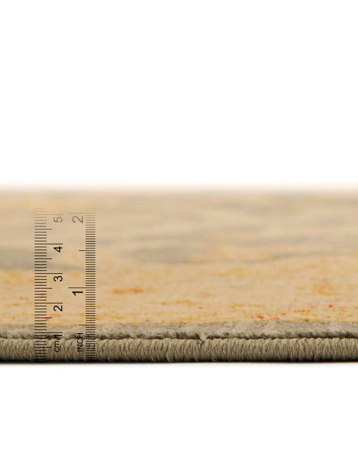 Detail image of 2' 7 x 10' Chelsea Runner Rug