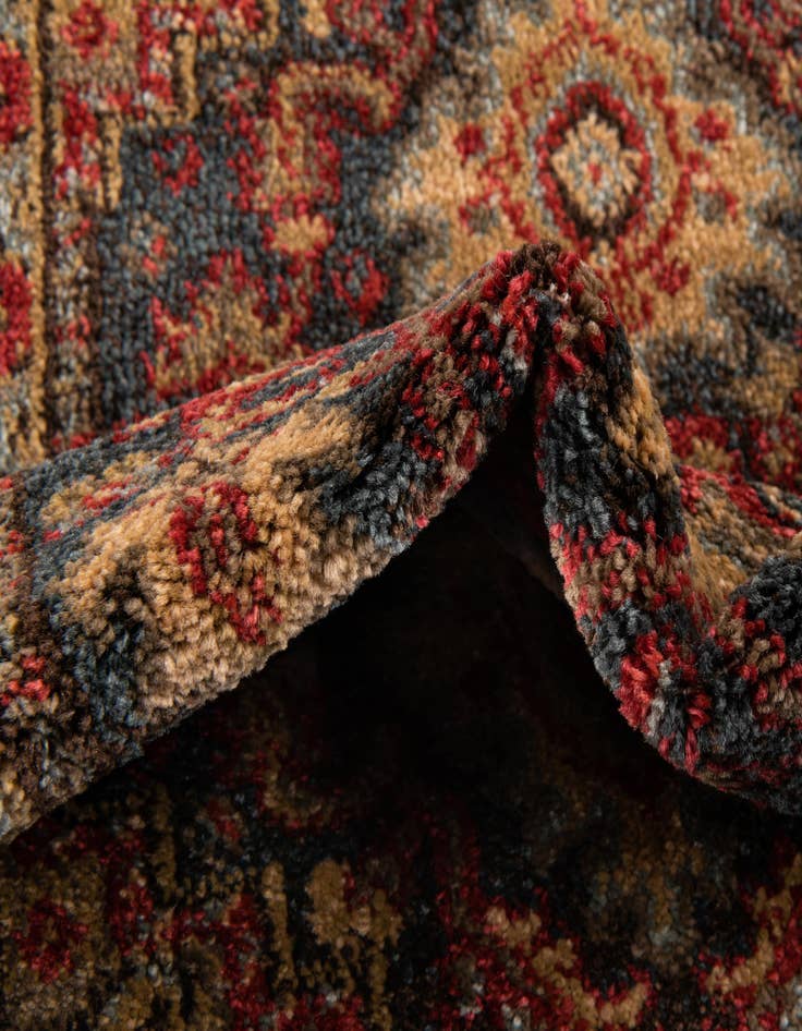 Detail image of 2' 2 x 4' Chelsea Runner Rug