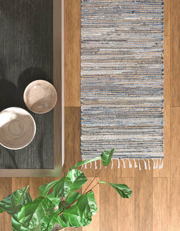 Detail image of 2' 7 x 10'  Hand Woven Chindi Jute Runner Rug