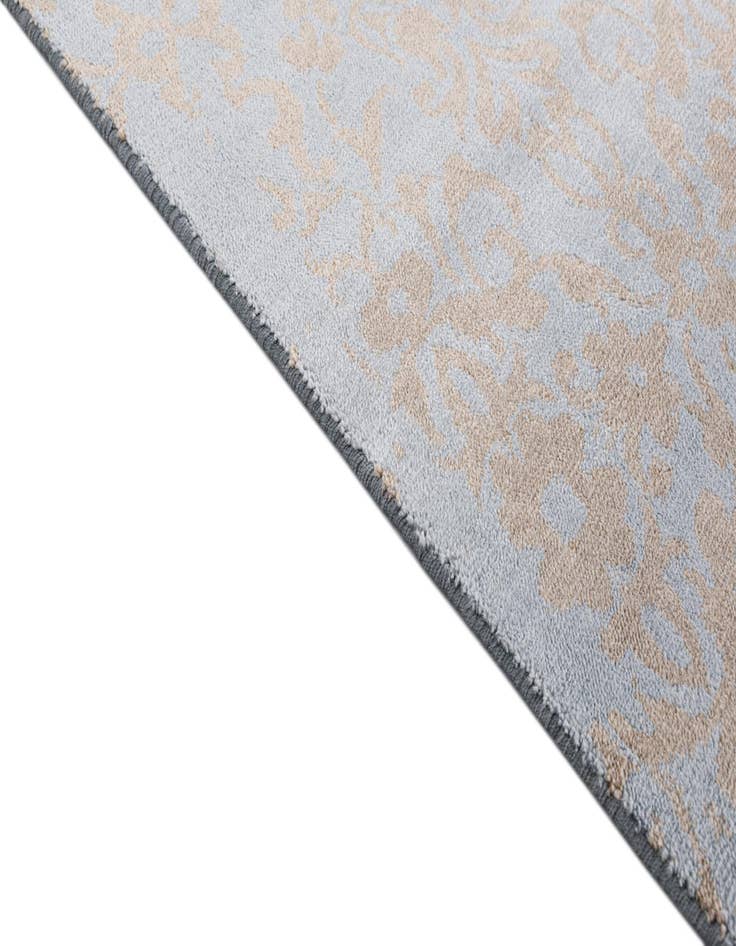 Detail image of 2' 8 x 9' 8 Hand Knotted Darya Wool Runner Rug