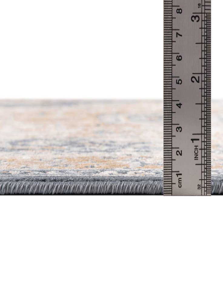 Detail image of 2' 4 x 7' 10 Eliza Runner Rug