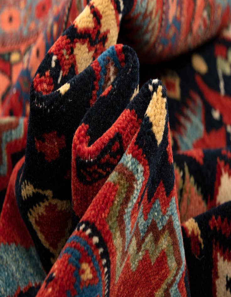 Detail image of 2' 9 x 6'  Hand Knotted Ghashghai Persian Runner Rug