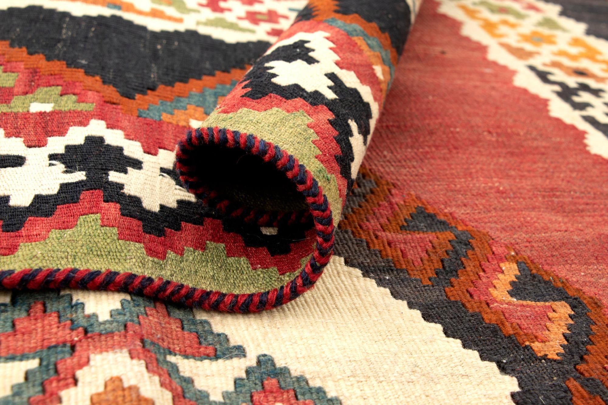 4' 6 x 9' 9 Hand Knotted Ghashghai Persian Runner Rug