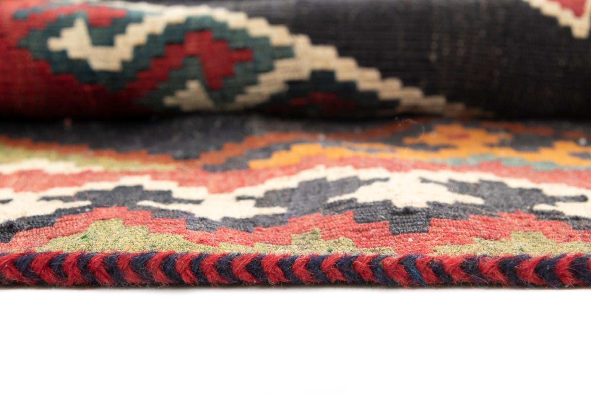 4' 6 x 9' 9 Hand Knotted Ghashghai Persian Runner Rug