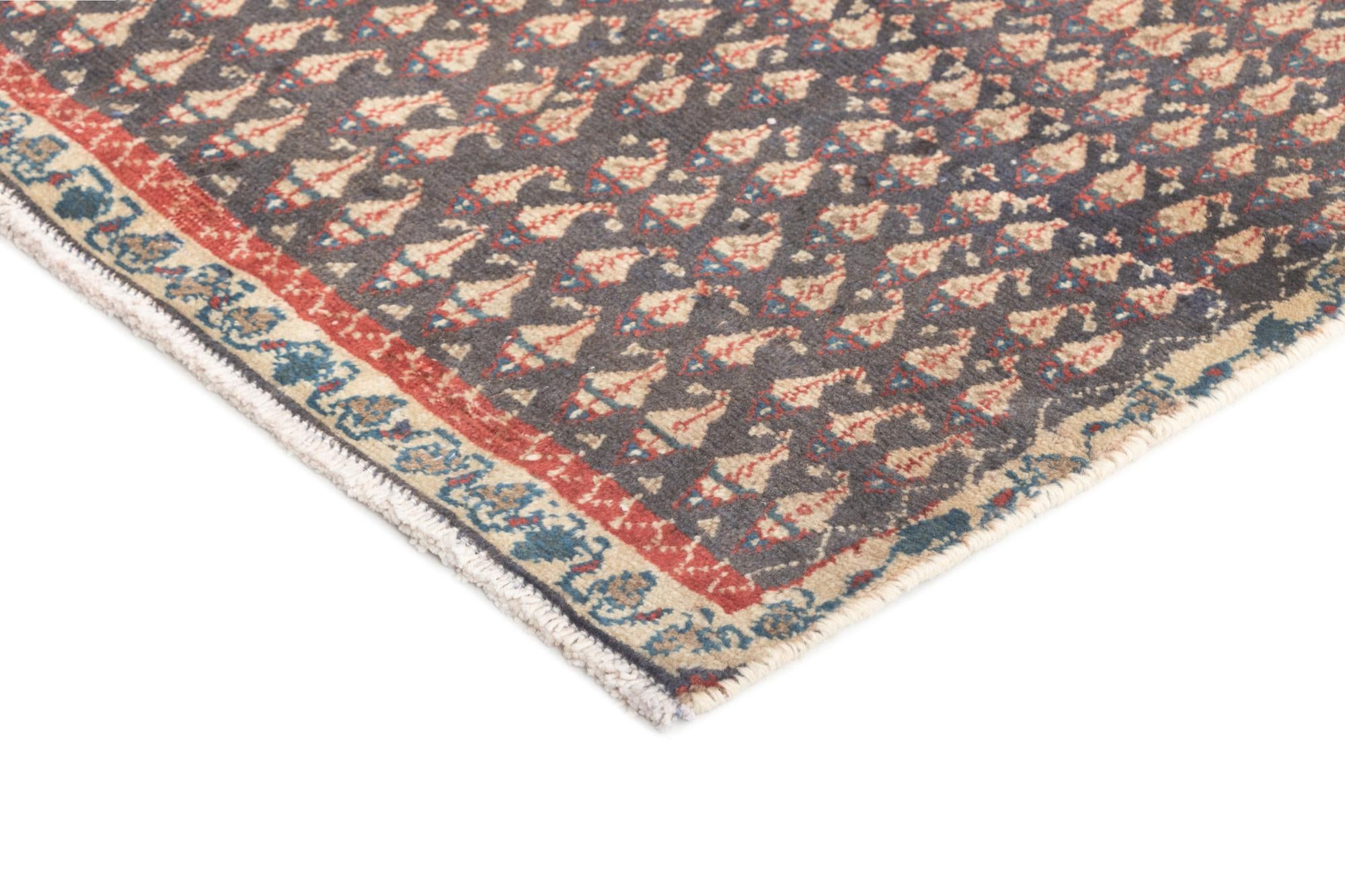 2' 9 x 8' 6 Hamedan Runner Rug
