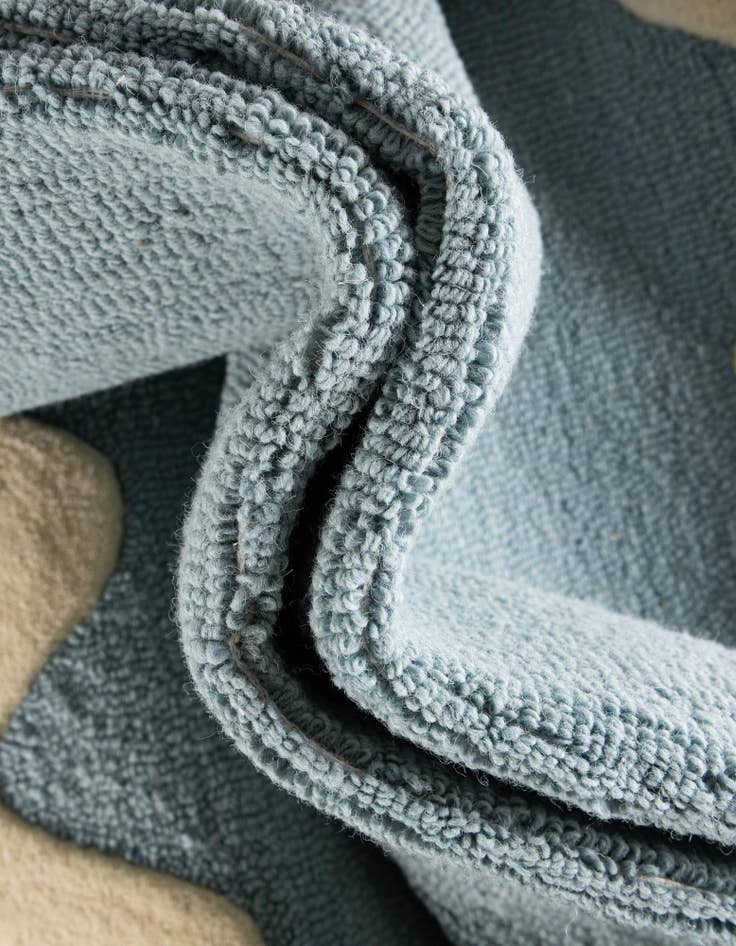 Detail image of 2' 7 x 8' Happy Rugs Wool Runner