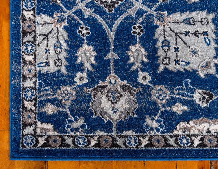 Detail image of 2' 7 x 10' Heritage Runner Rug