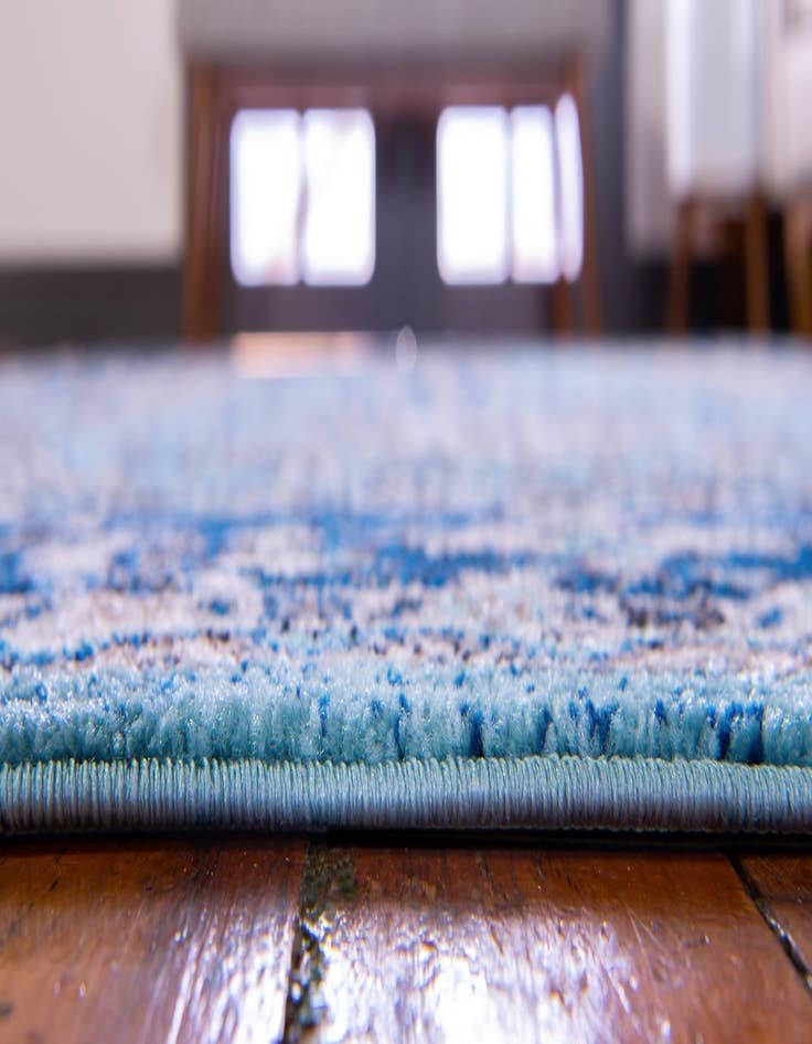 Detail image of 2' 2 x 6' Heritage Runner Rug