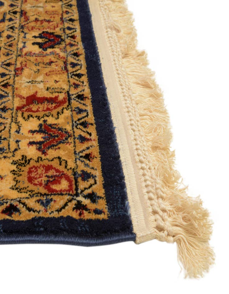 Detail image of 2' 2 x 6' Kennedy Runner Rug