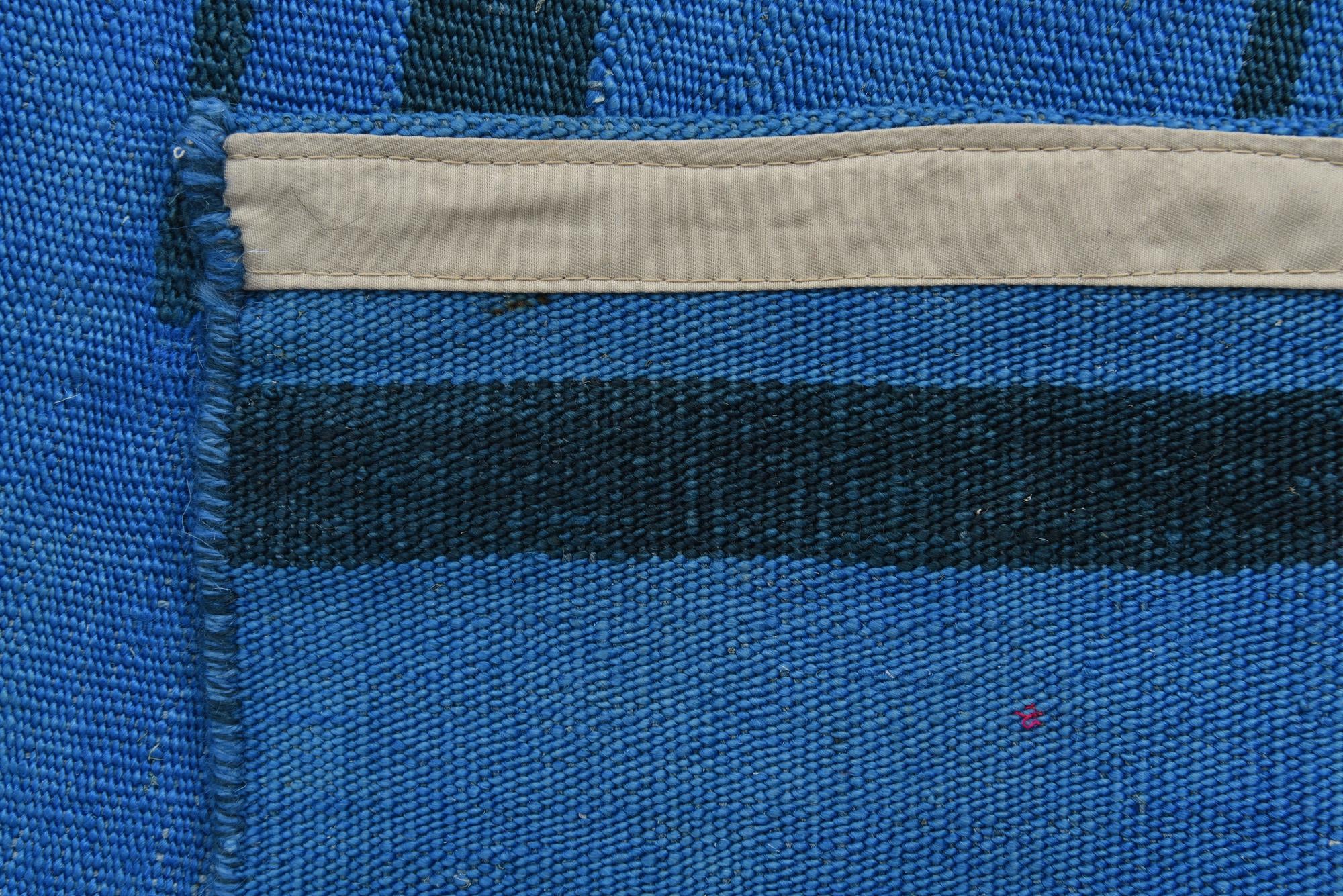 2' 8 x 7' 9 Hand Woven Kilim Modern Wool Runner Rug