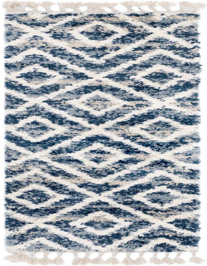 Detail image of 2' 2 x 6' Lagom Shag Runner Rug