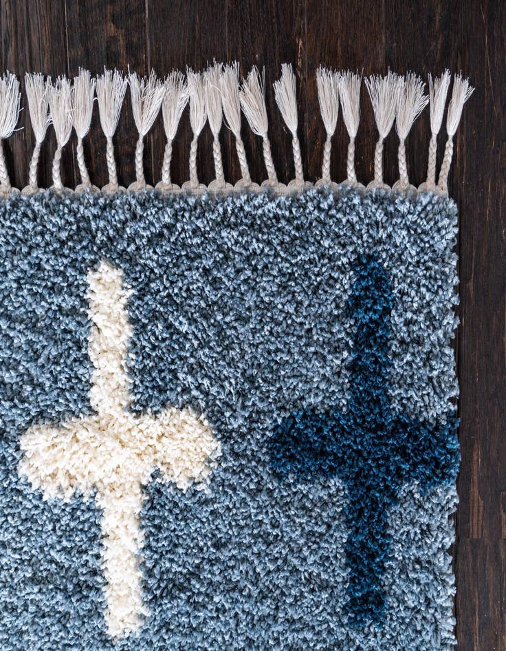 Detail image of 2' 2 x 6' Lagom Shag Runner Rug