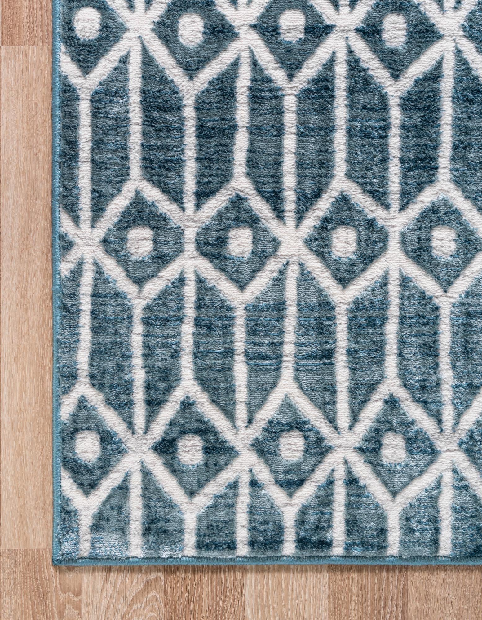 3' x 19' 8 Lattice Trellis Runner Rug