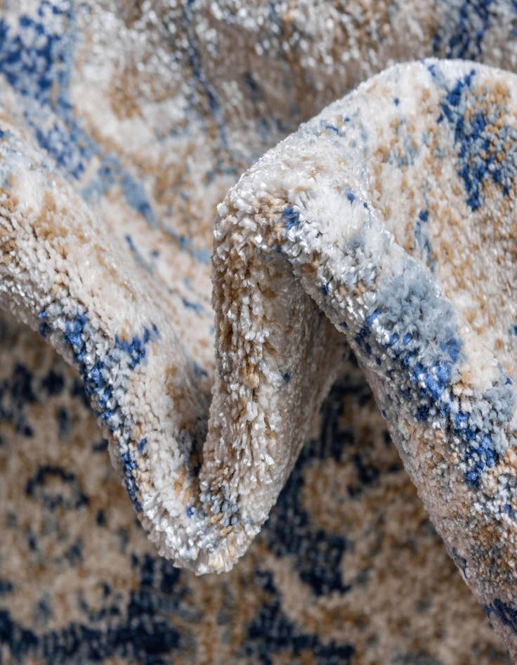 Detail image of 2' 7 x 12' 2 Lexington Runner Rug