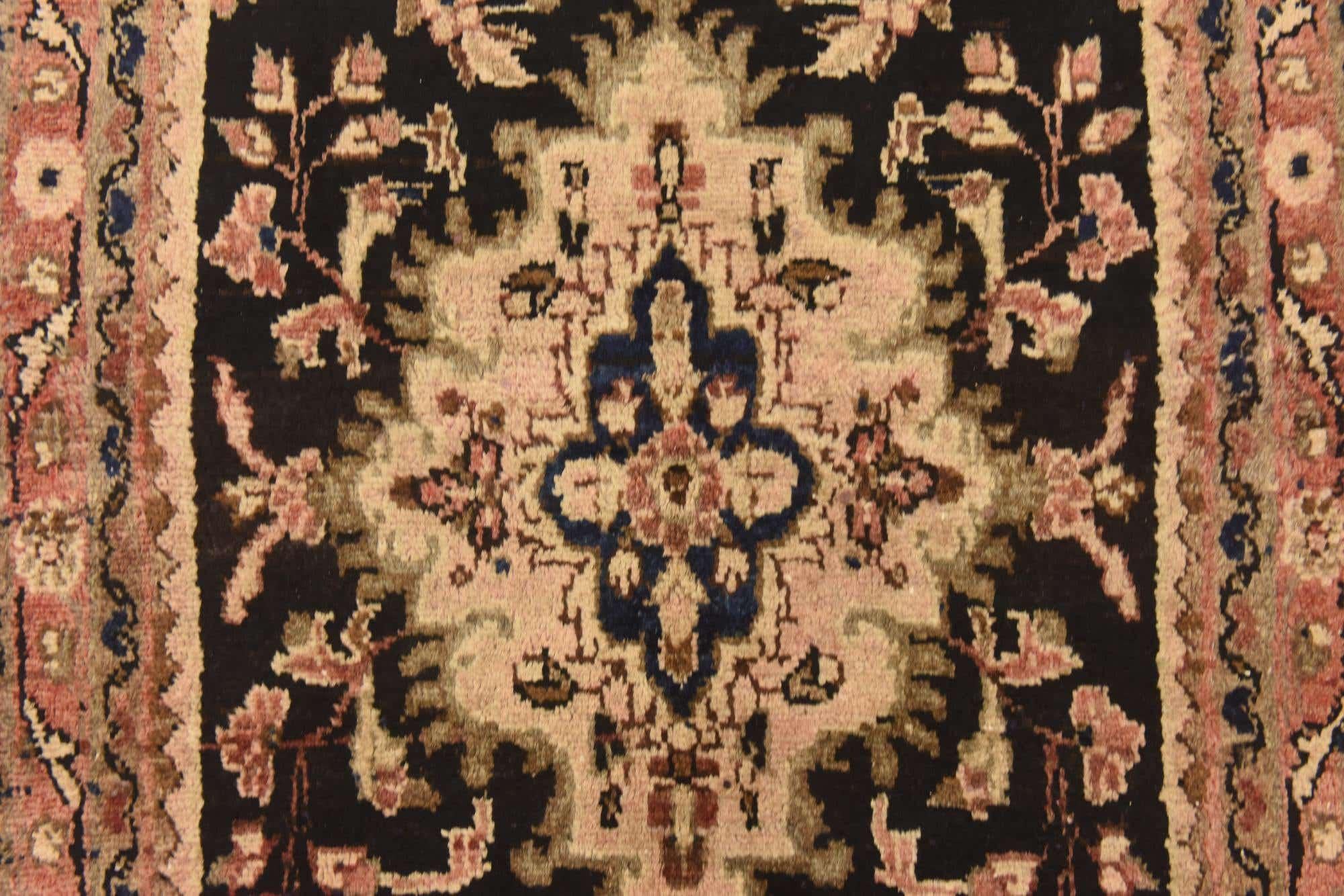 3' 3 x 16' Liliyan Wool Runner Rug