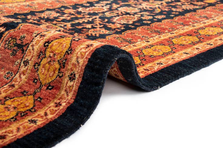 Detail image of 2' 10 x 6' 7 Luribaft Wool Runner Rug