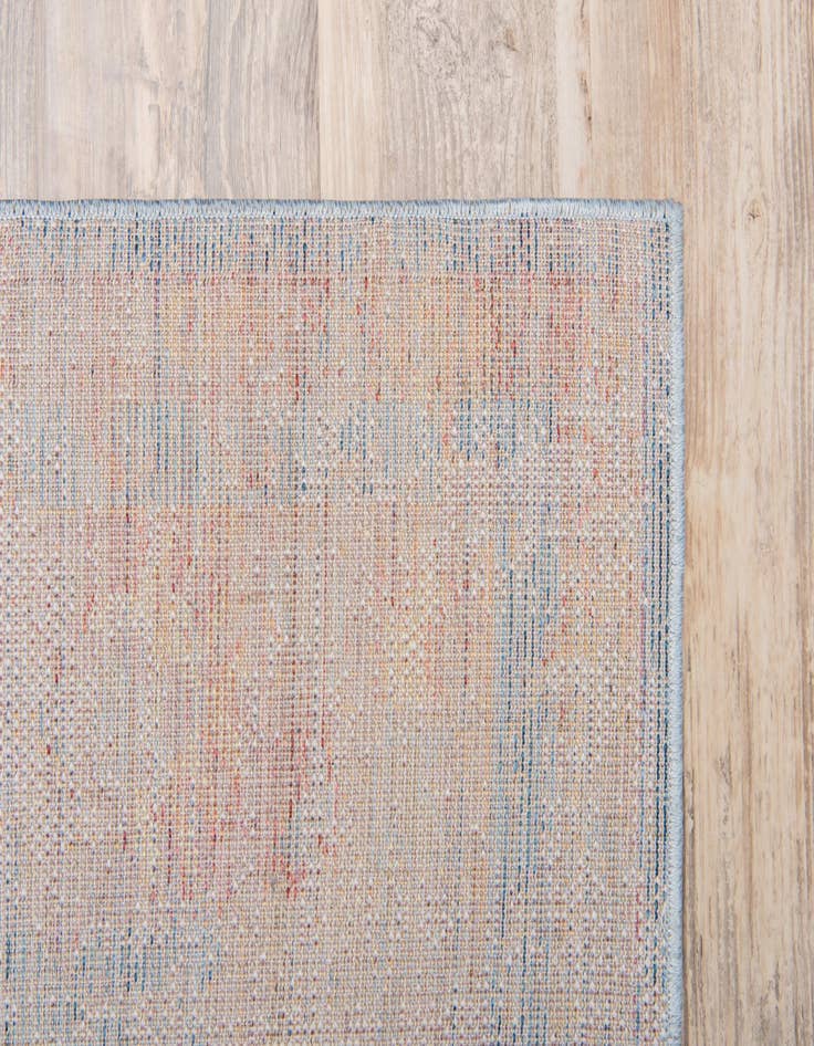 Detail image of 2' 2 x 6' Madrid Runner Rug
