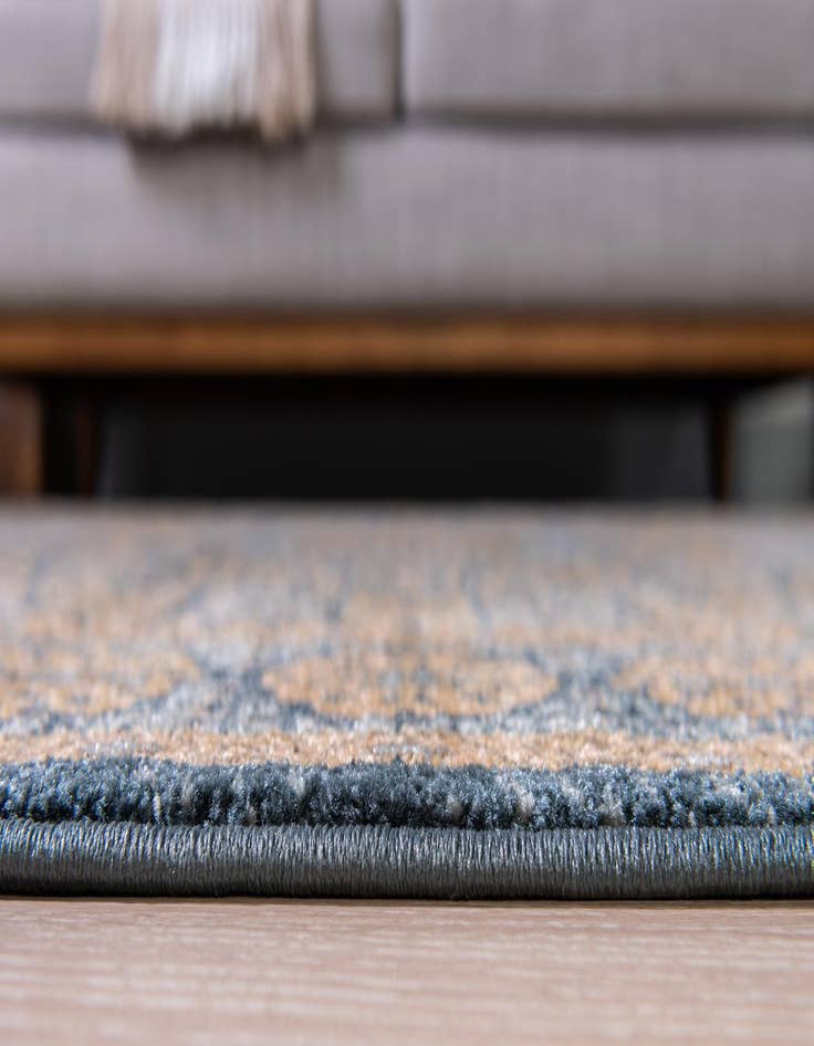 Detail image of 2' 7 x 10' Mamluk Runner Rug