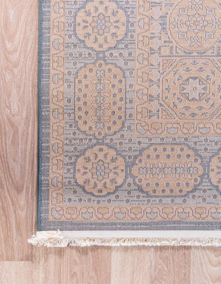 Detail image of 2' 7 x 10' Mamluk Runner Rug
