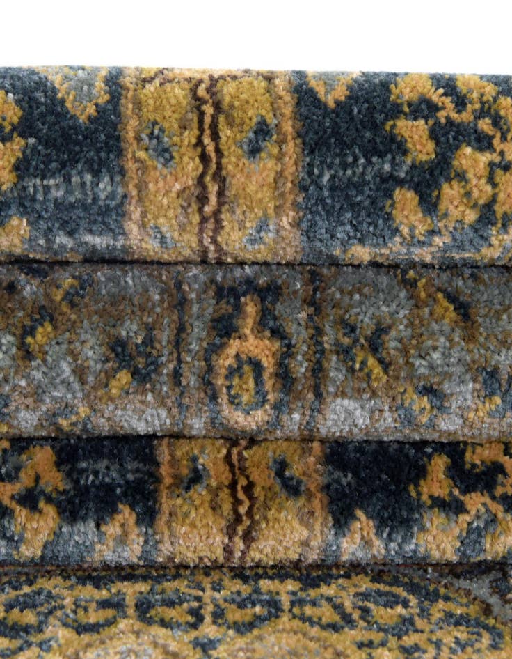 Detail image of 2' 7 x 10' Mamluk Runner Rug