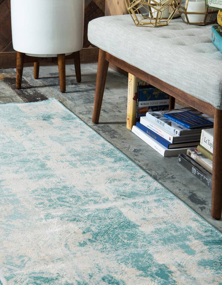Detail image of 2' 7 x 10' Modern Classical Runner Rug