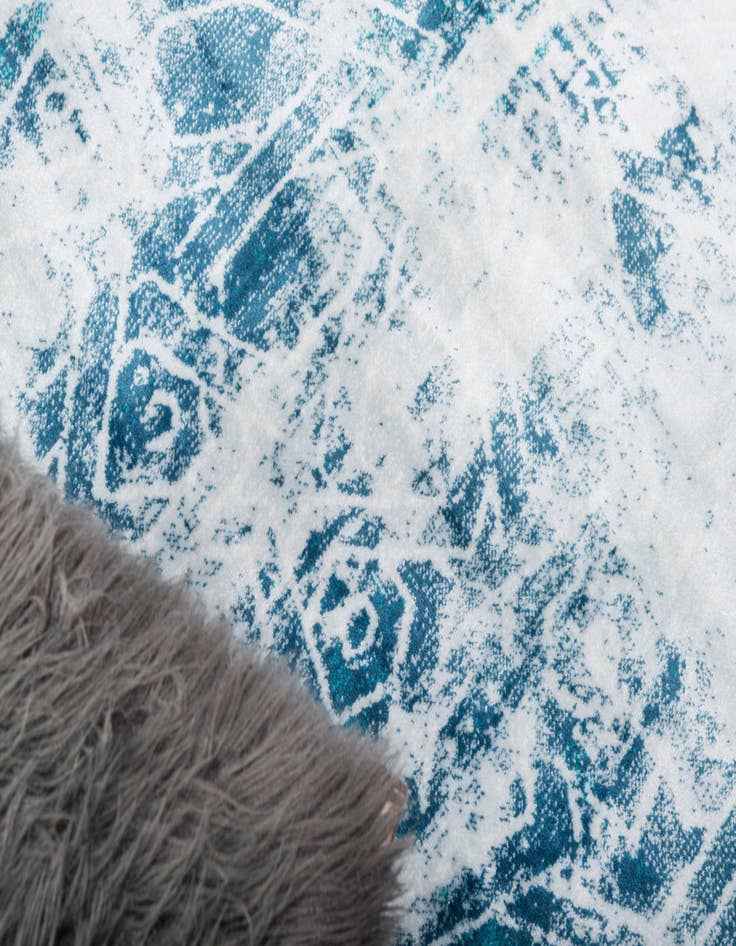 Detail image of 2' x 13' Monte Carlo Runner Rug