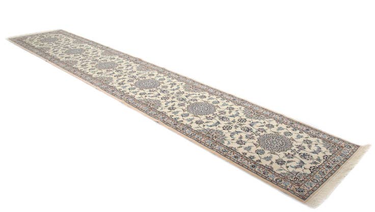 Detail image of 3' 3 x 18' 7 Nain Wool Runner Rug