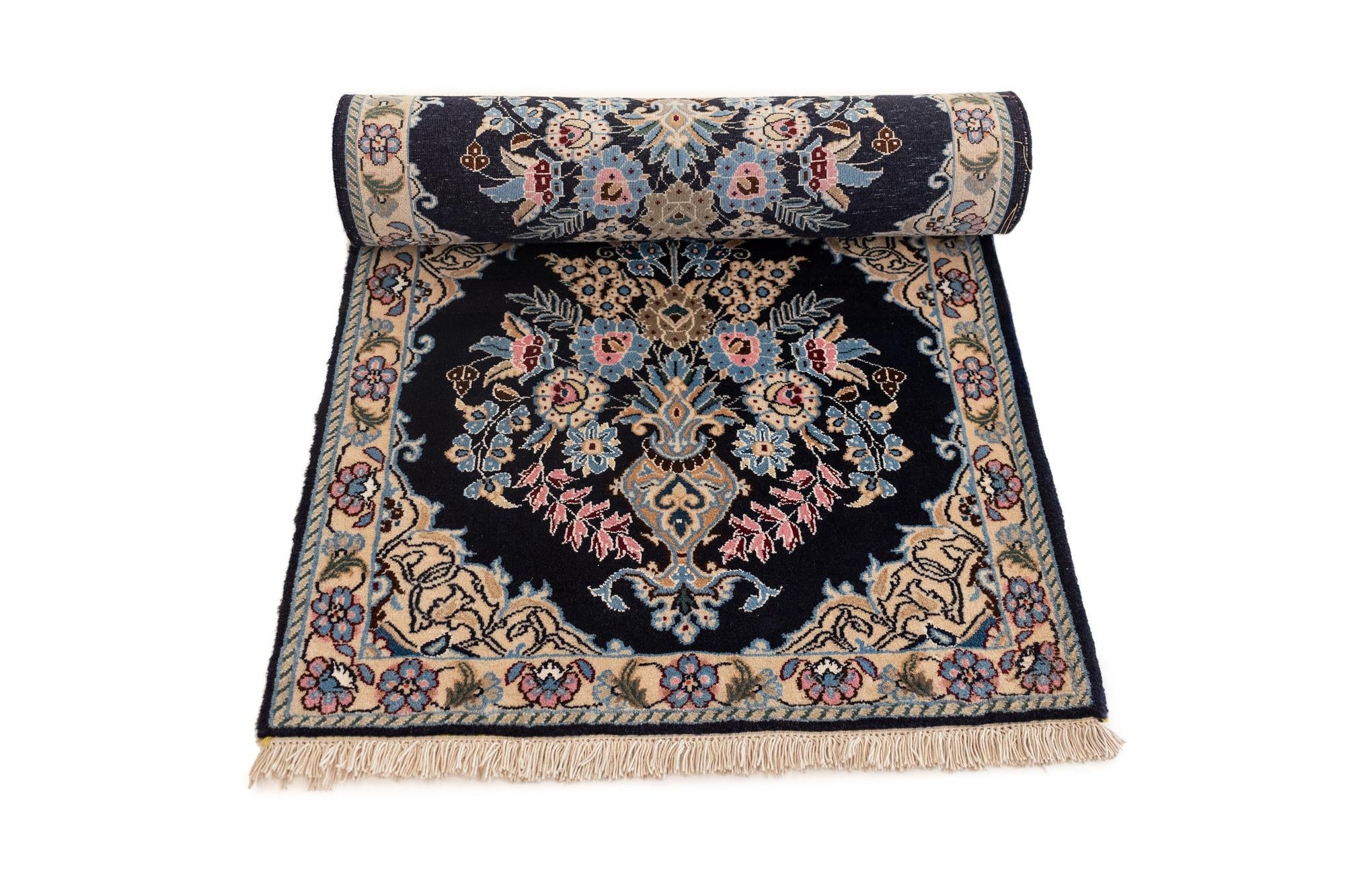 2' 2 x 6' 8 Nain Runner Rug