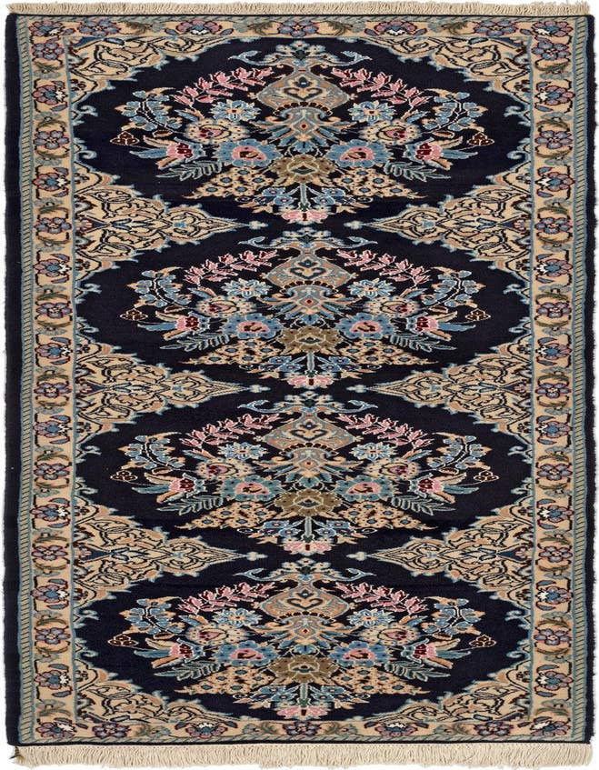 Detail image of 2' 2 x 6' 8 Nain Runner Rug