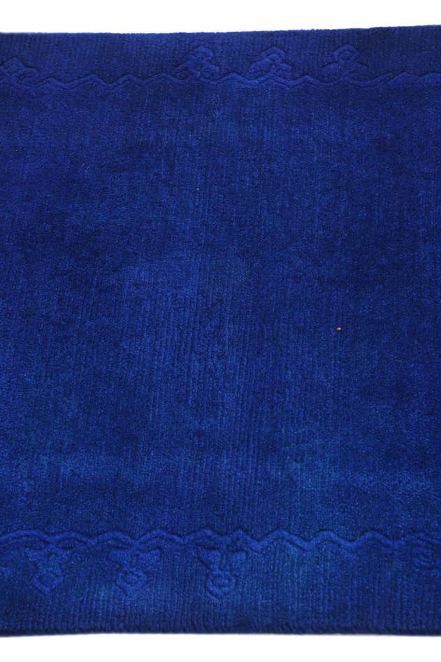 Detail image of 2' 3 x 4' 6 Hand Knotted Nepal Wool Runner Rug