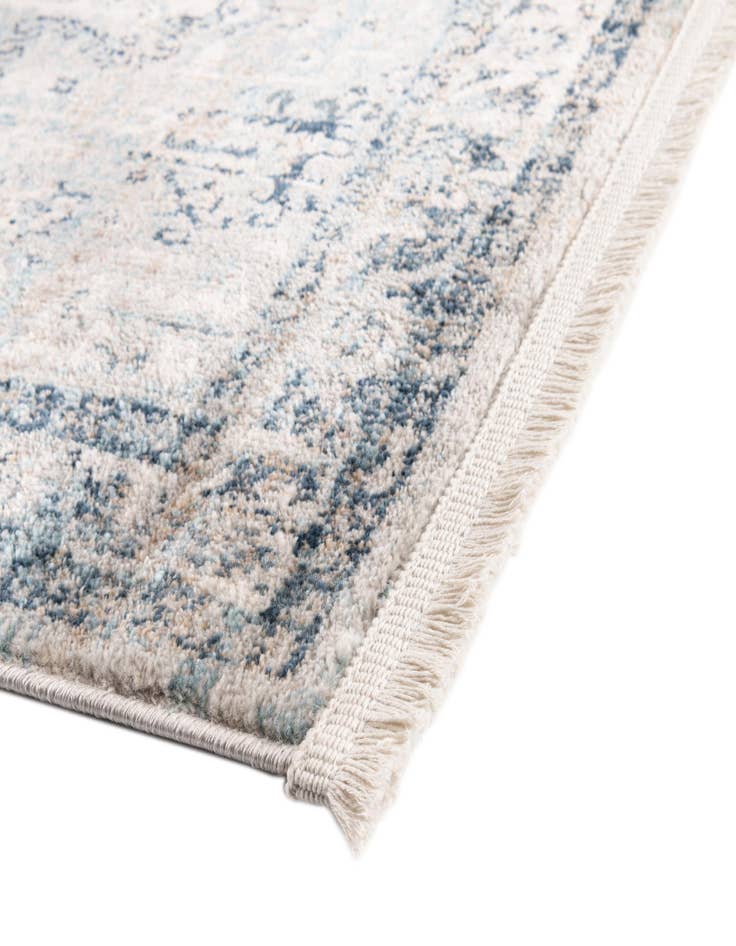 Detail image of 2' 2 x 4' Newport Runner Rug