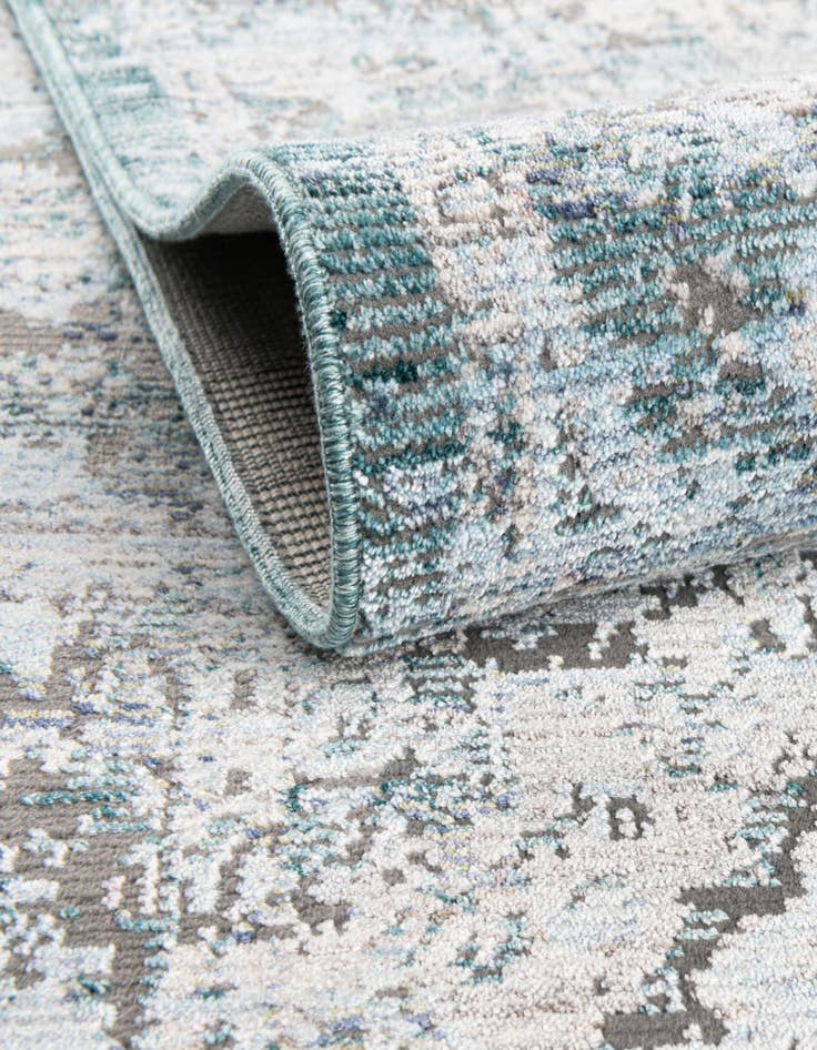 Detail image of 2' 8 x 8' 2 Noble Runner Rug