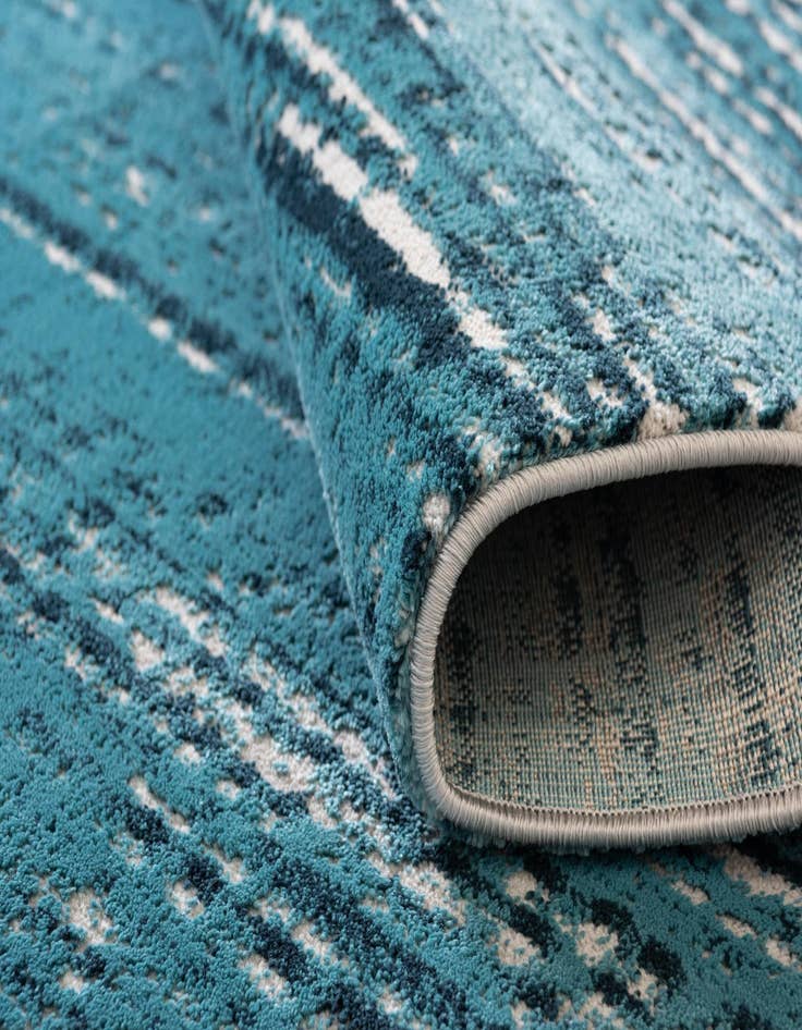 Detail image of 2' x 6' Oasis Runner Rug